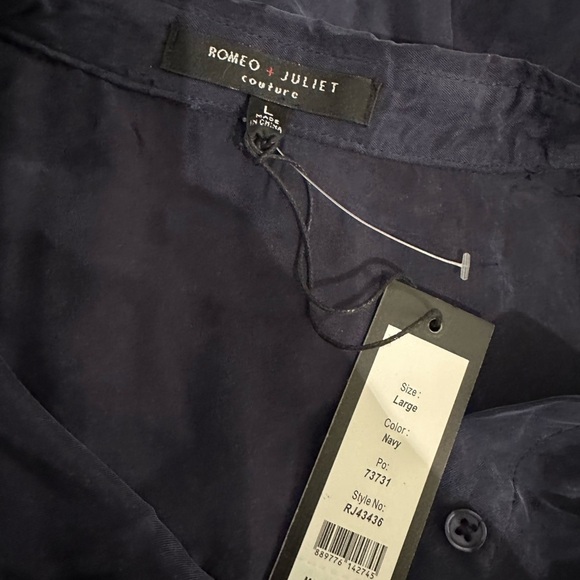 Romeo & Juliet Couture Blue Sleeveless Top Large - Picture 4 of 4